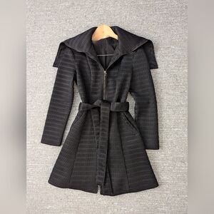 NWOT Absolutely Stunning Women's (Size XS) Samuel Dong Black Textured Coat